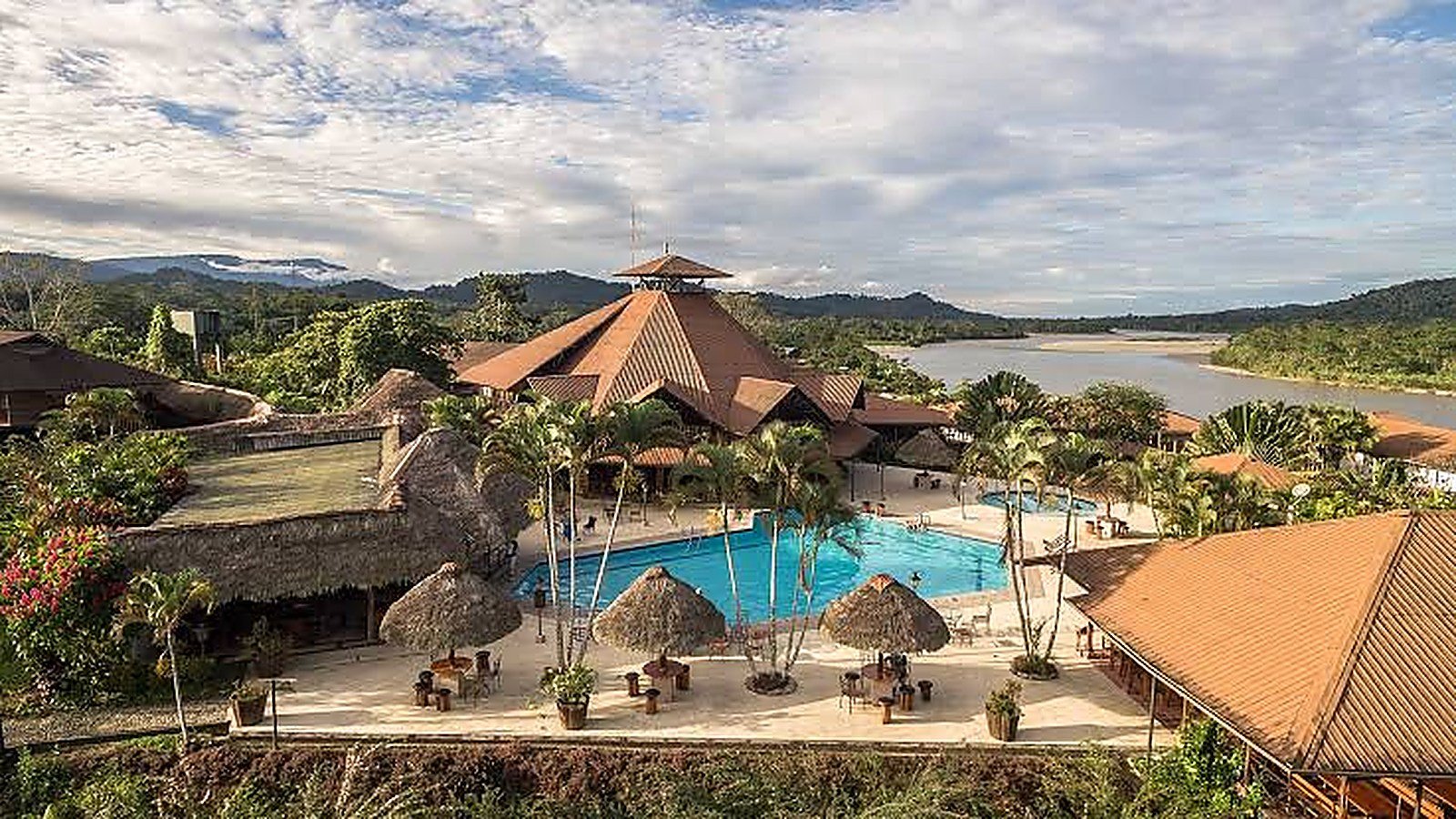 Andes to the Amazon: Papallacta & Casa del Suizo · 5 Days / 4 Nights