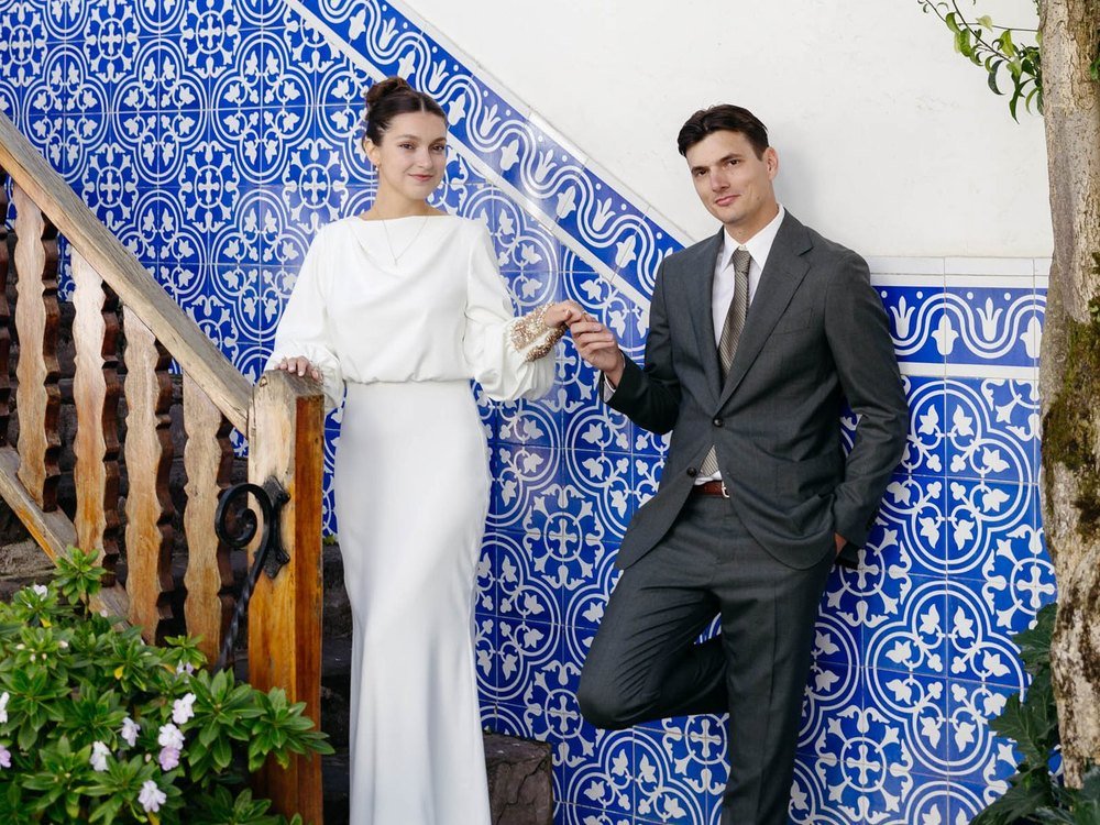 Bride and groom at a colonial hacienda in the Ecuadorian Andes